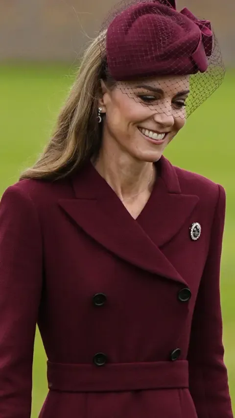 Melania’s Headpiece, Catherine’s Feather Brooch and Additional Remarkable Outfits So Far